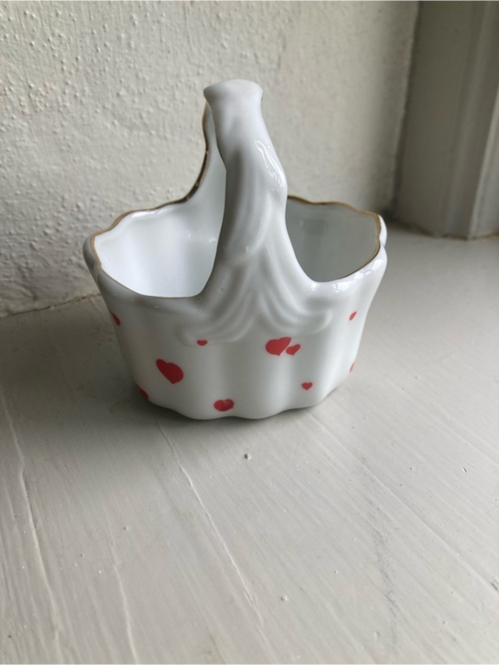 Lefton China Valentine Hearts Small Ceramic Basket Hand Painted - Picture 1 of 7